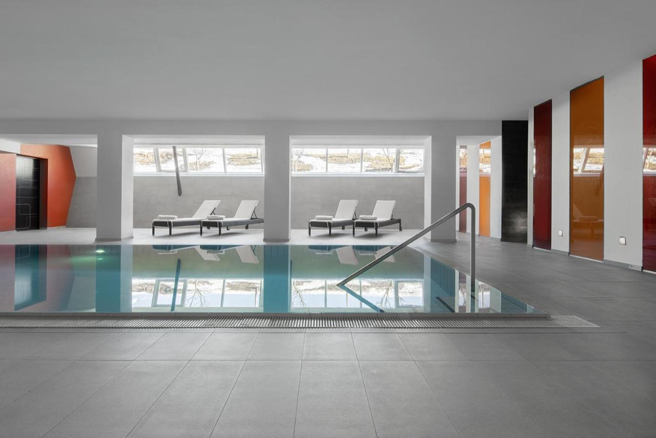 Hotel Krondlhof ブルーニコ エクステリア 写真