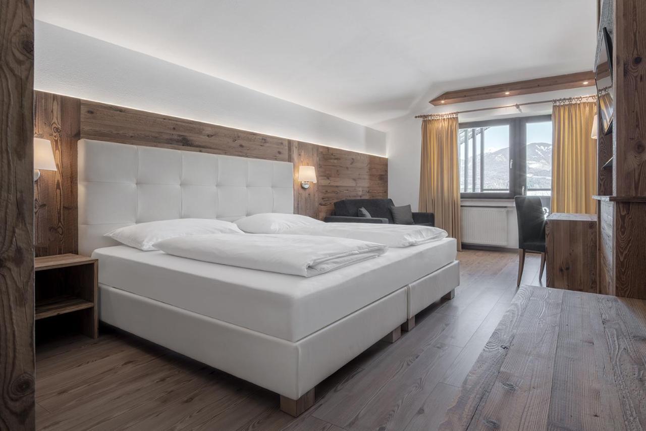 Hotel Krondlhof ブルーニコ エクステリア 写真