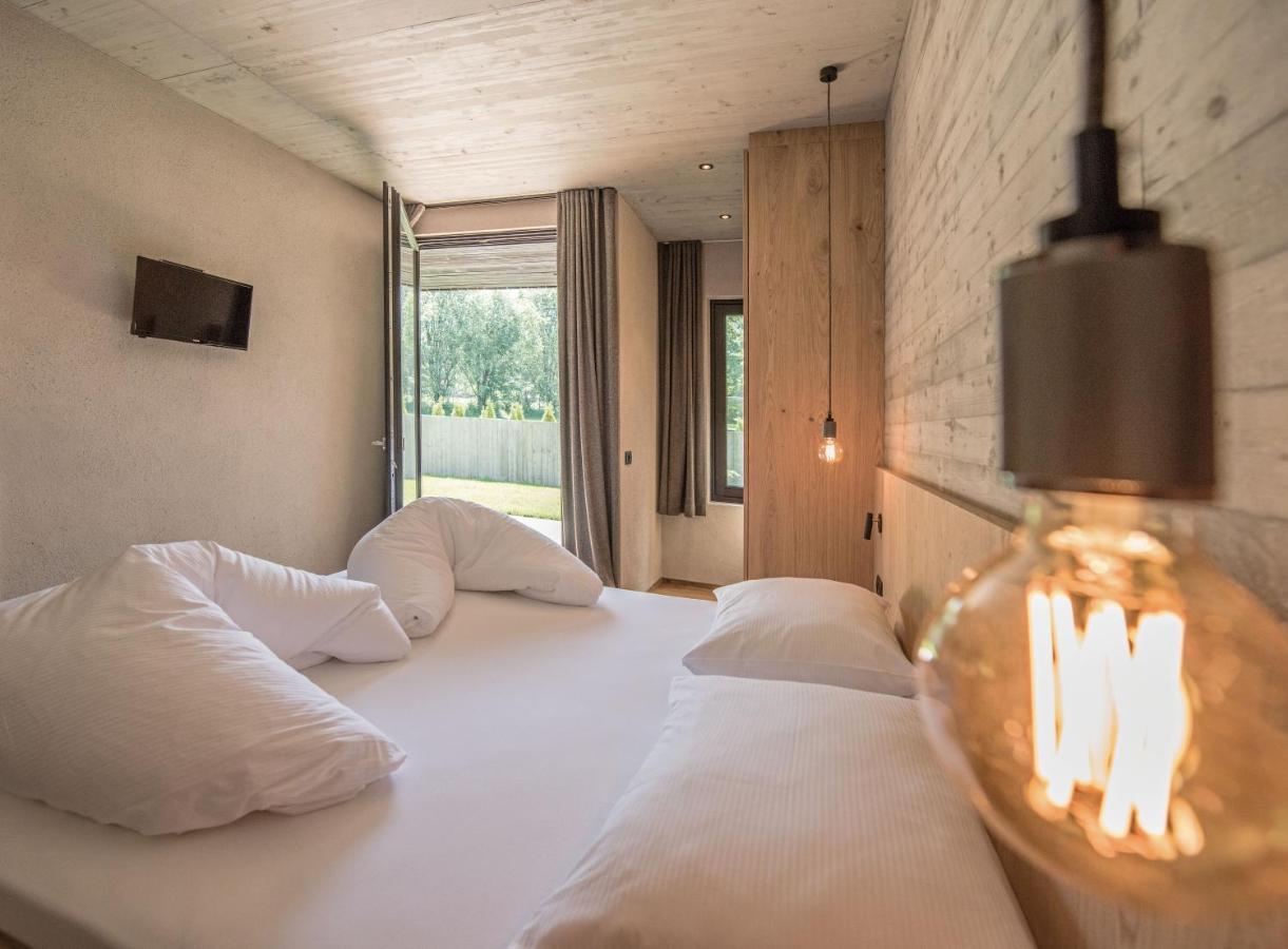 Hotel Krondlhof ブルーニコ エクステリア 写真