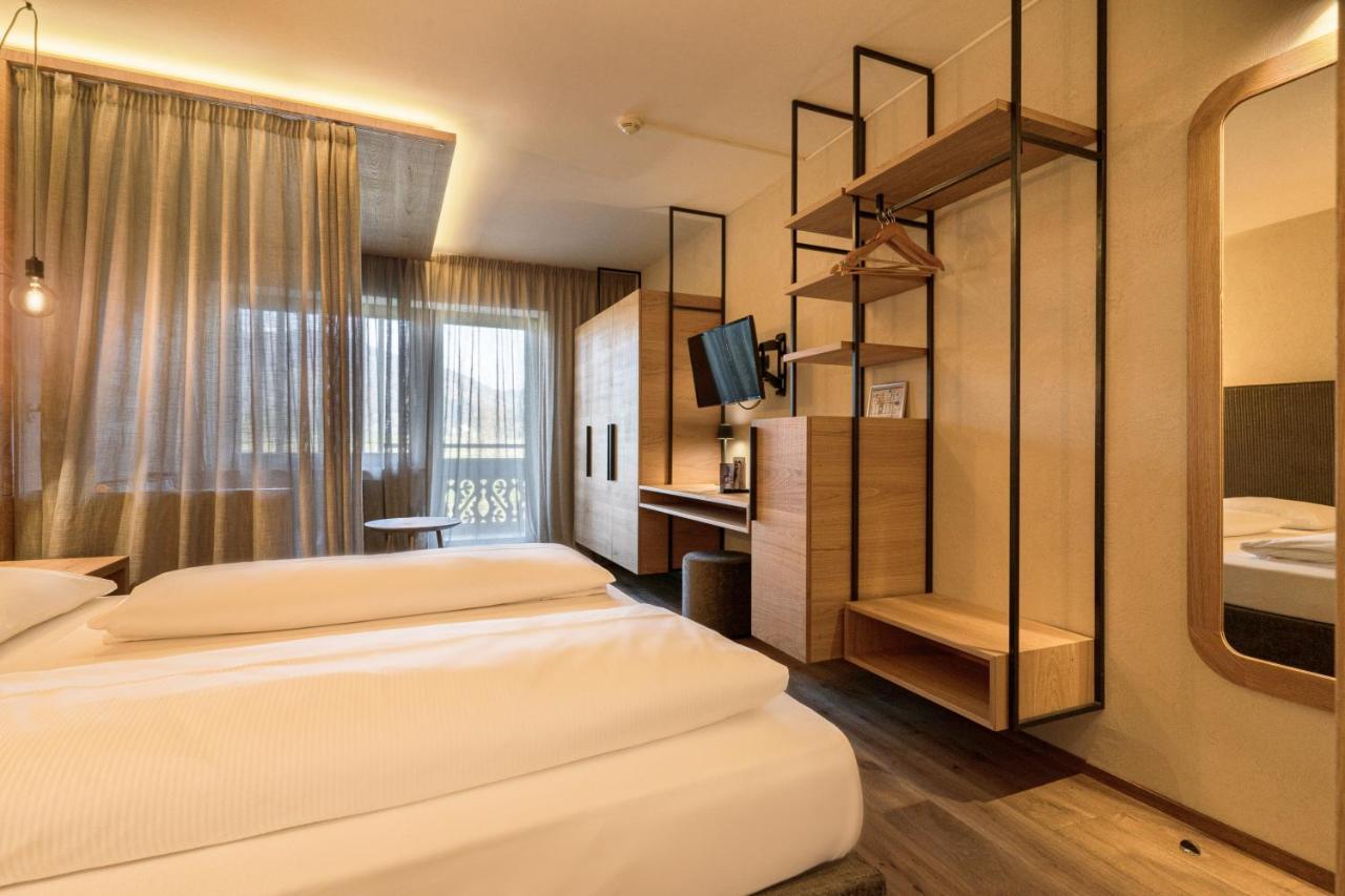 Hotel Krondlhof ブルーニコ エクステリア 写真