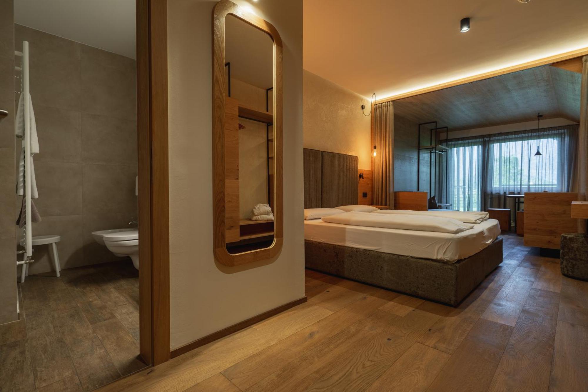 Hotel Krondlhof ブルーニコ エクステリア 写真