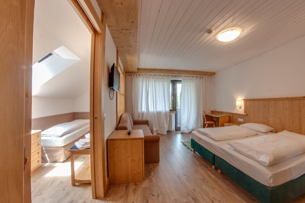 Hotel Krondlhof ブルーニコ 部屋 写真