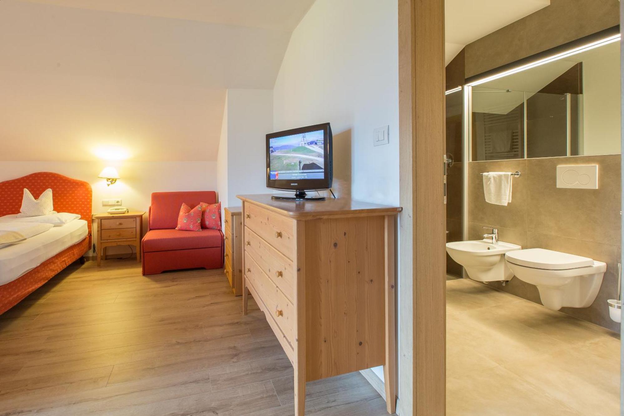 Hotel Krondlhof ブルーニコ 部屋 写真