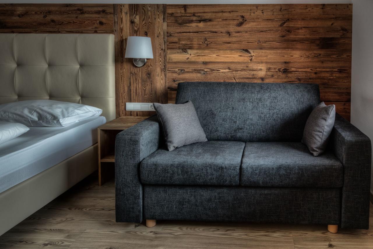 Hotel Krondlhof ブルーニコ エクステリア 写真