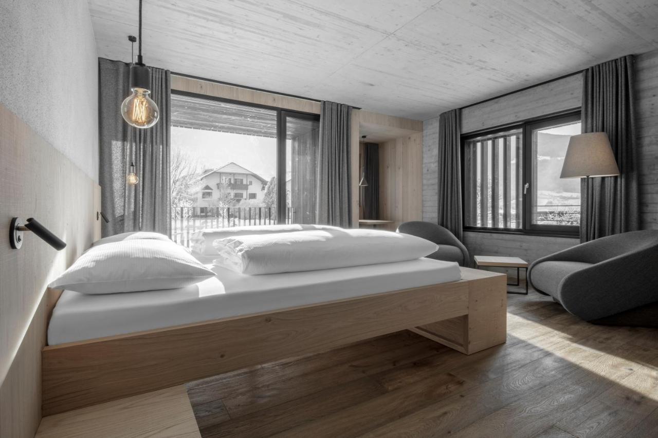 Hotel Krondlhof ブルーニコ エクステリア 写真